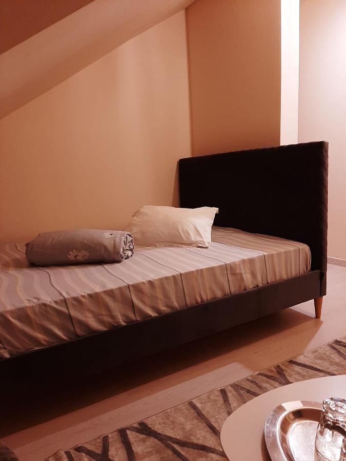 Pension Mellis Cluj Napoca Otel Dış mekan fotoğraf